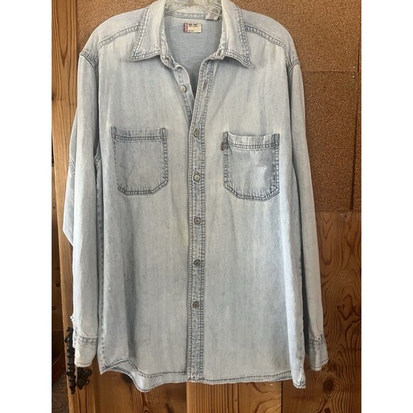 Levi's Red Tab Mens Denim Shirt Size Medium Blue Button Down Long Sleeve Cowboy - Picture 1 of 8